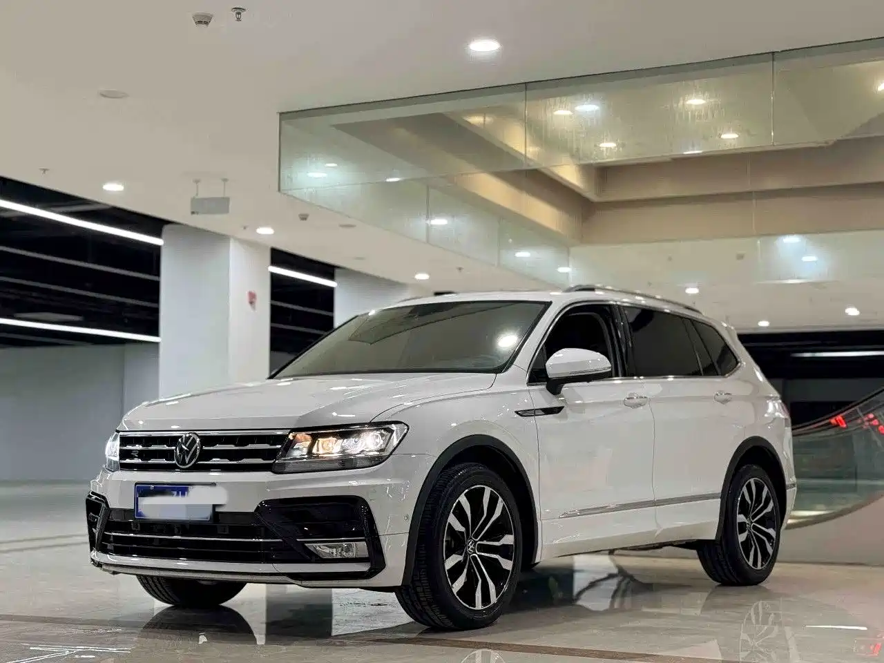 途观L 2021款 330TSI 自动两驱R-Line越享版 2021