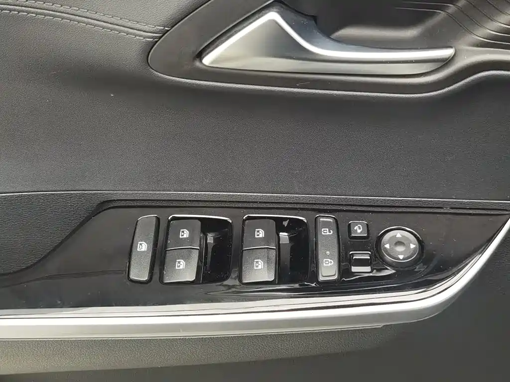 Hyundai Custo — миниатюра 9