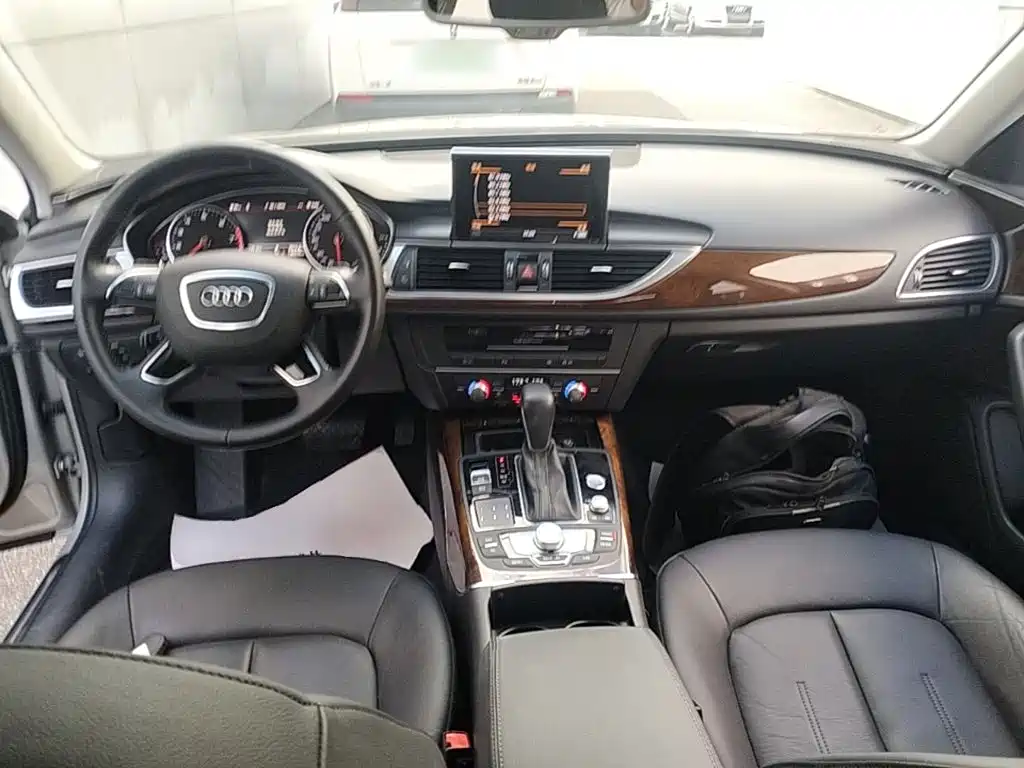 Audi A6L — миниатюра 10