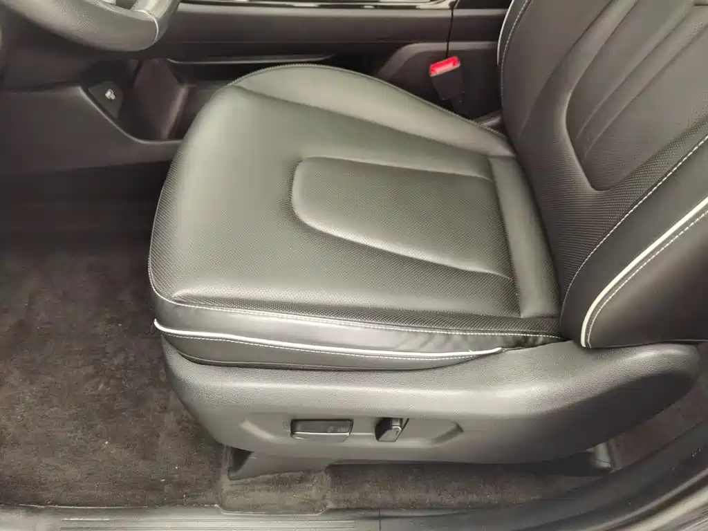 Hyundai Custo — миниатюра 20