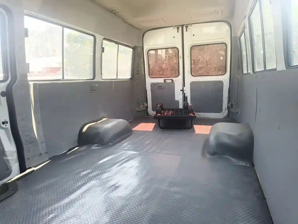 IVECO Daily — миниатюра 17