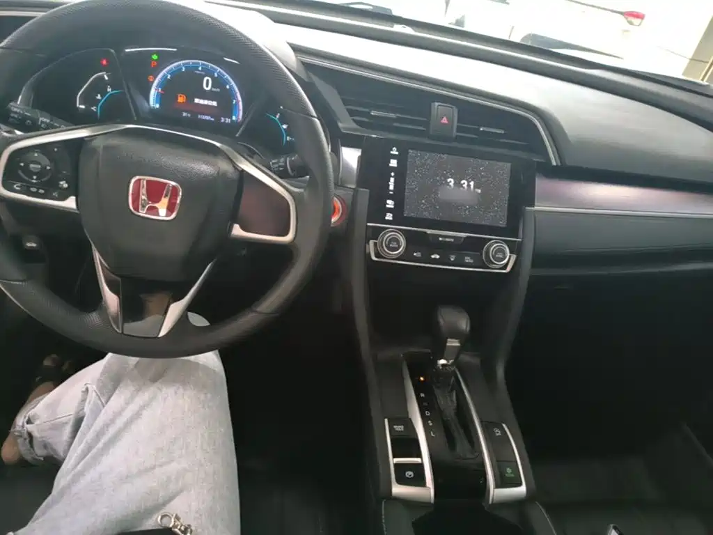Honda Civic — миниатюра 10