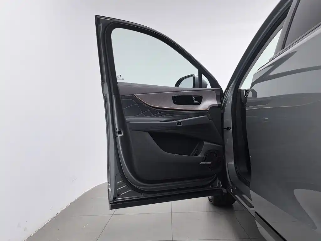 Chery Tiggo 9 C-DM — миниатюра 8