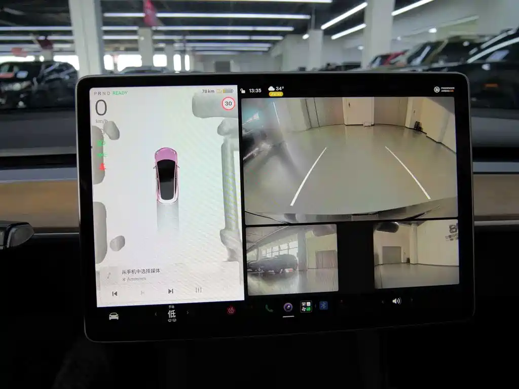 Tesla Model 3 — миниатюра 9