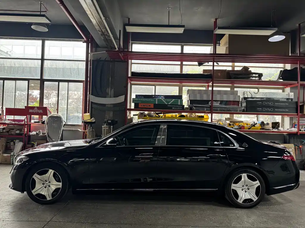 Mercedes-Benz S-Class — миниатюра 6