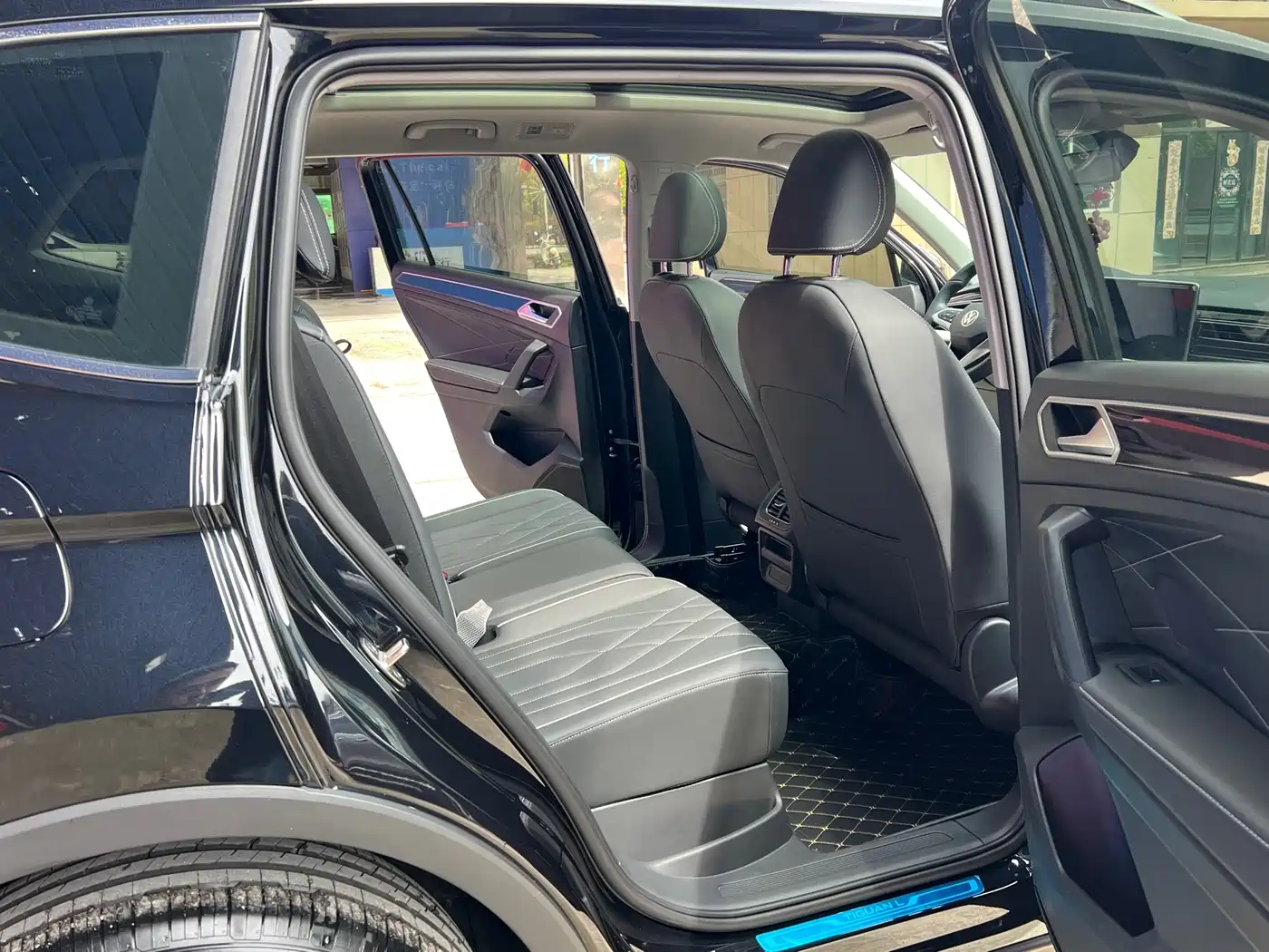 Volkswagen Tiguan L id 4654489 из Китая 15