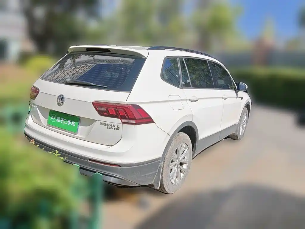 Volkswagen Tiguan L — миниатюра 6