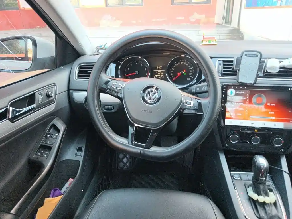 Volkswagen Sagitar — миниатюра 11