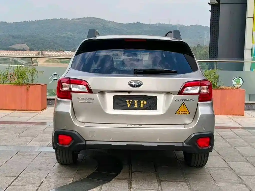 Subaru Outback — миниатюра 8