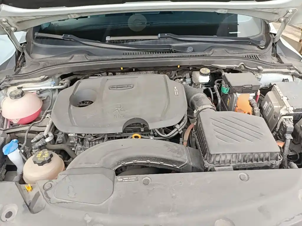 Geely L HiP — миниатюра 20