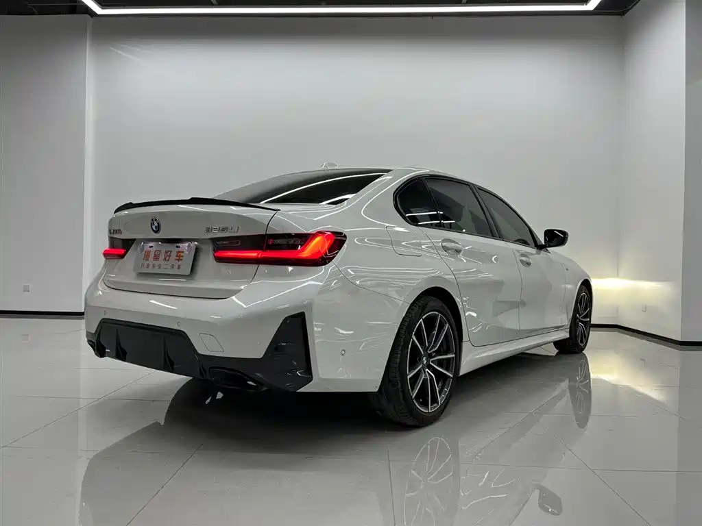 BMW 3 Series — миниатюра 4