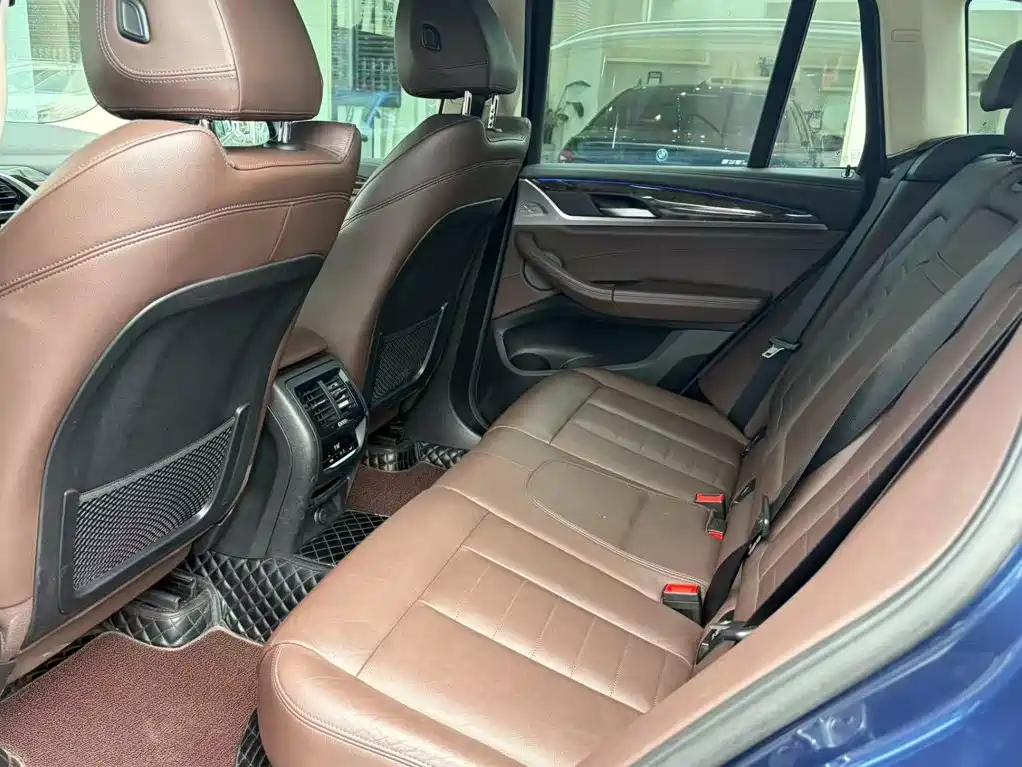 BMW X3 — миниатюра 6