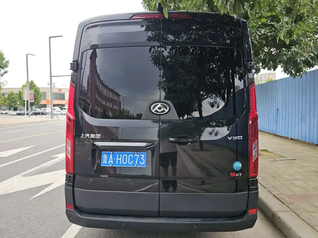 Maxus V90 — миниатюра 5