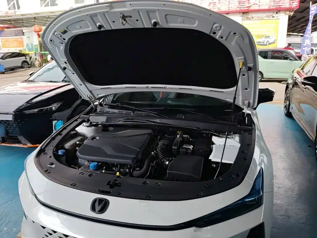 Changan UNI-V — миниатюра 20