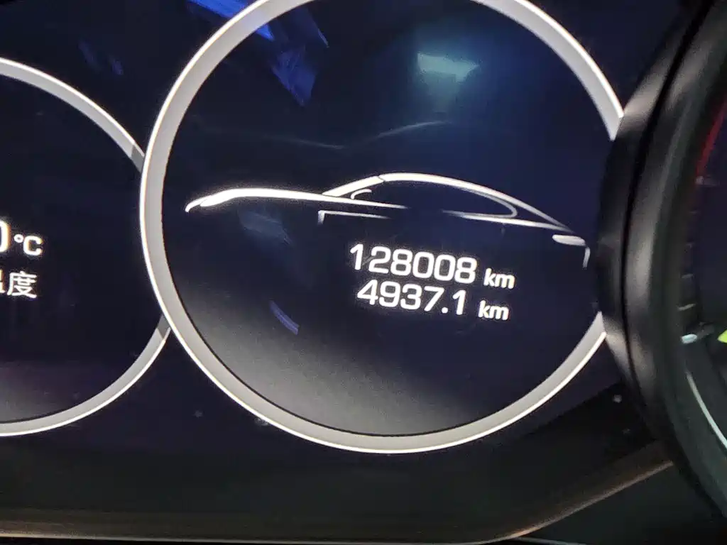 Porsche Panamera Hybrid — миниатюра 9