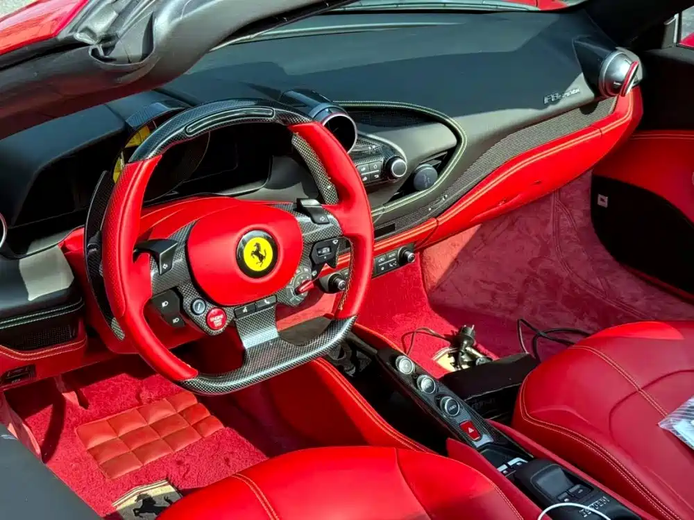 Ferrari F8 — миниатюра 6