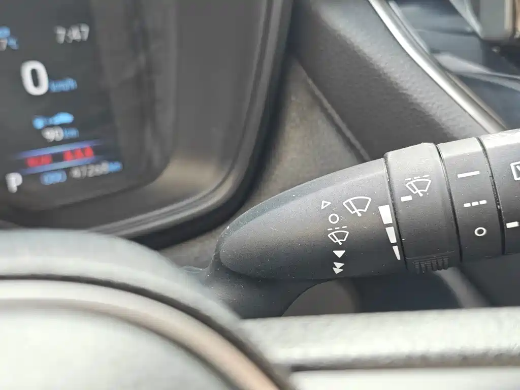 Toyota Frontlander — миниатюра 19