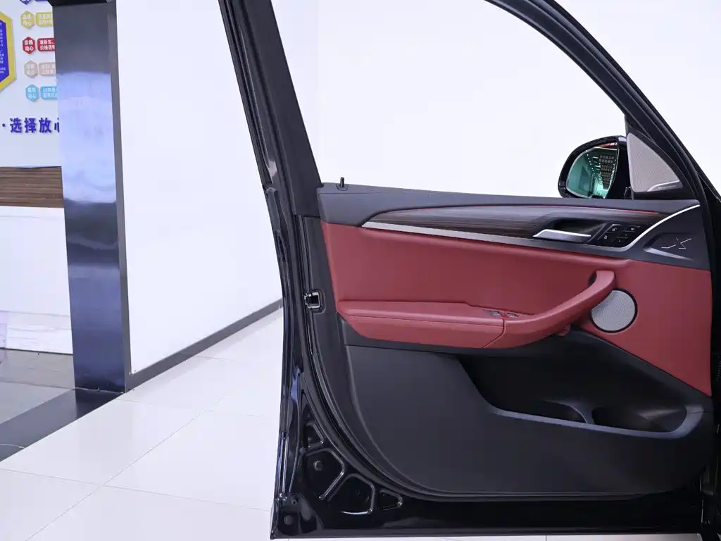 BMW X3 — миниатюра 18