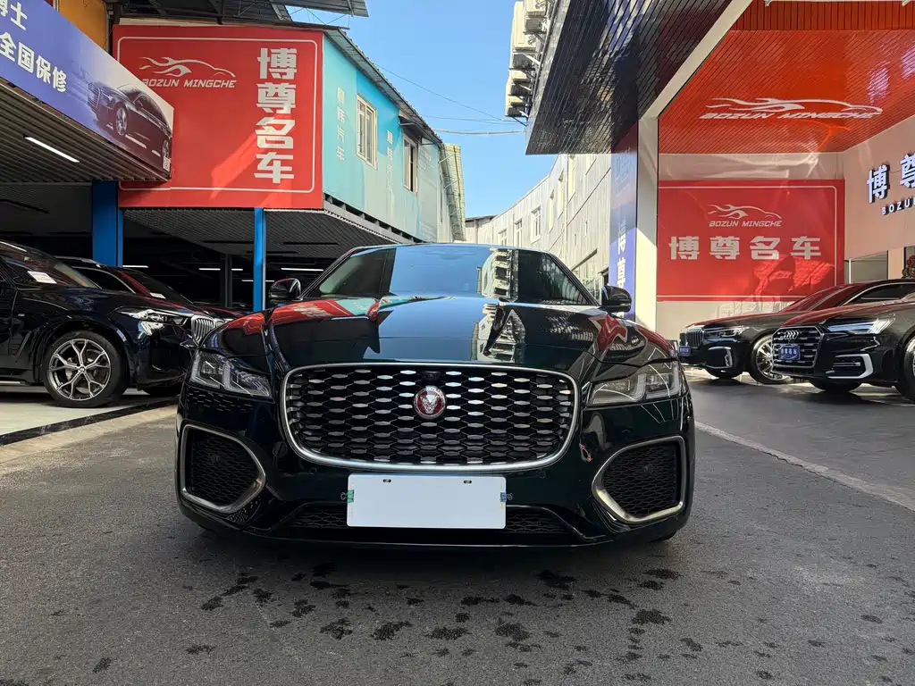 Jaguar XFL — миниатюра 2