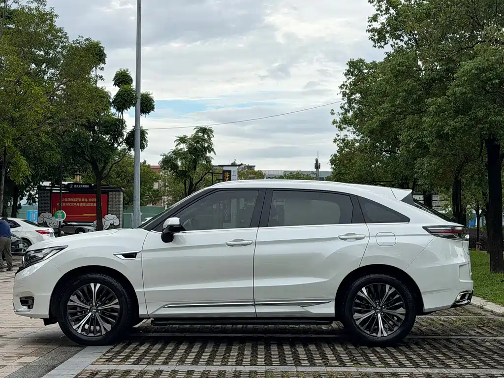 Honda UR-V — миниатюра 4