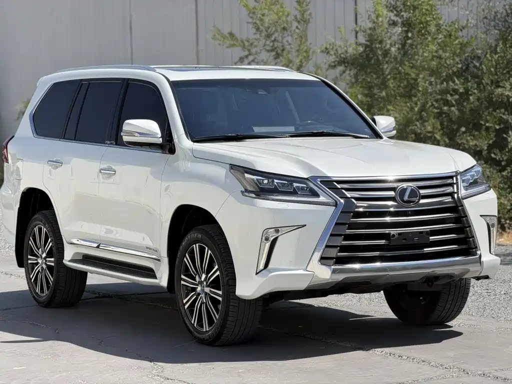 Lexus LX — миниатюра 3