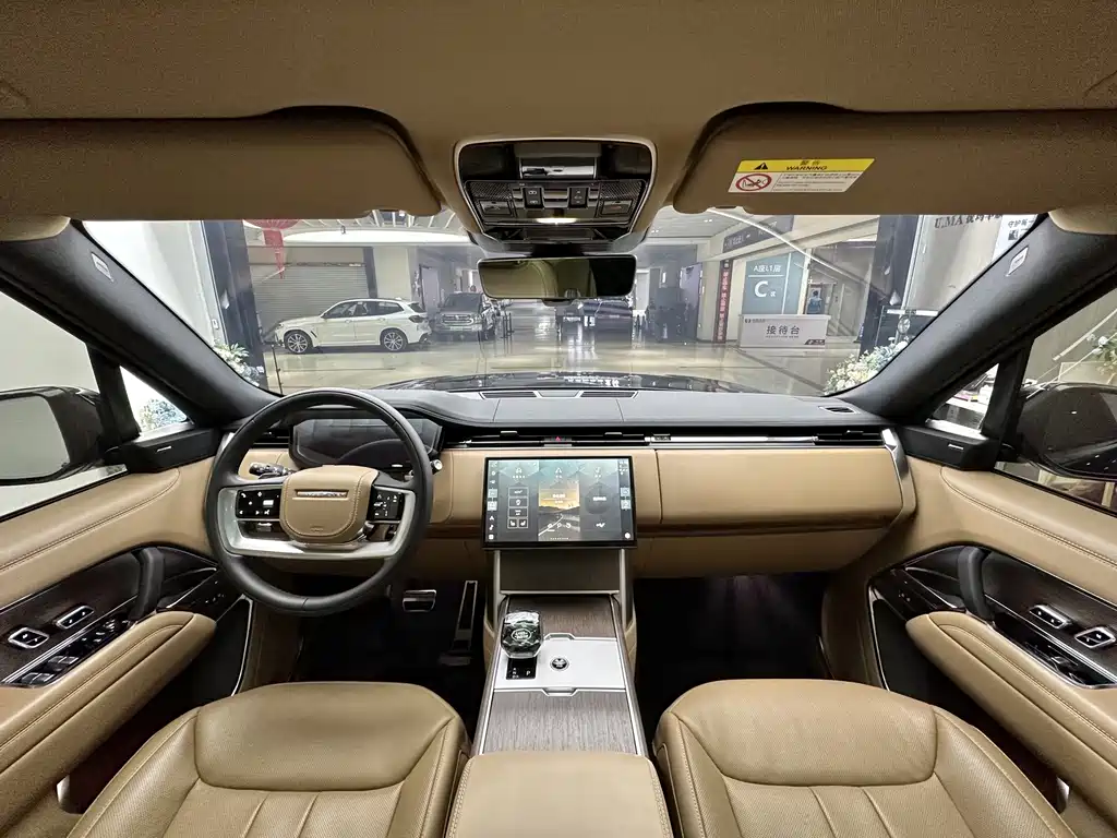 Land Rover Range Rover — миниатюра 11