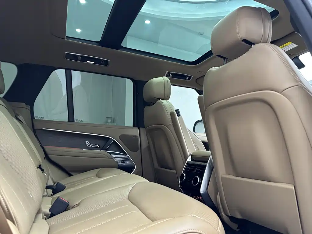 Land Rover Range Rover — миниатюра 14