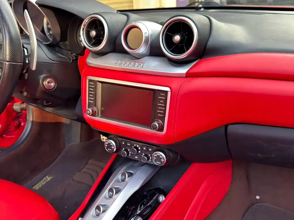 Ferrari California T — миниатюра 13
