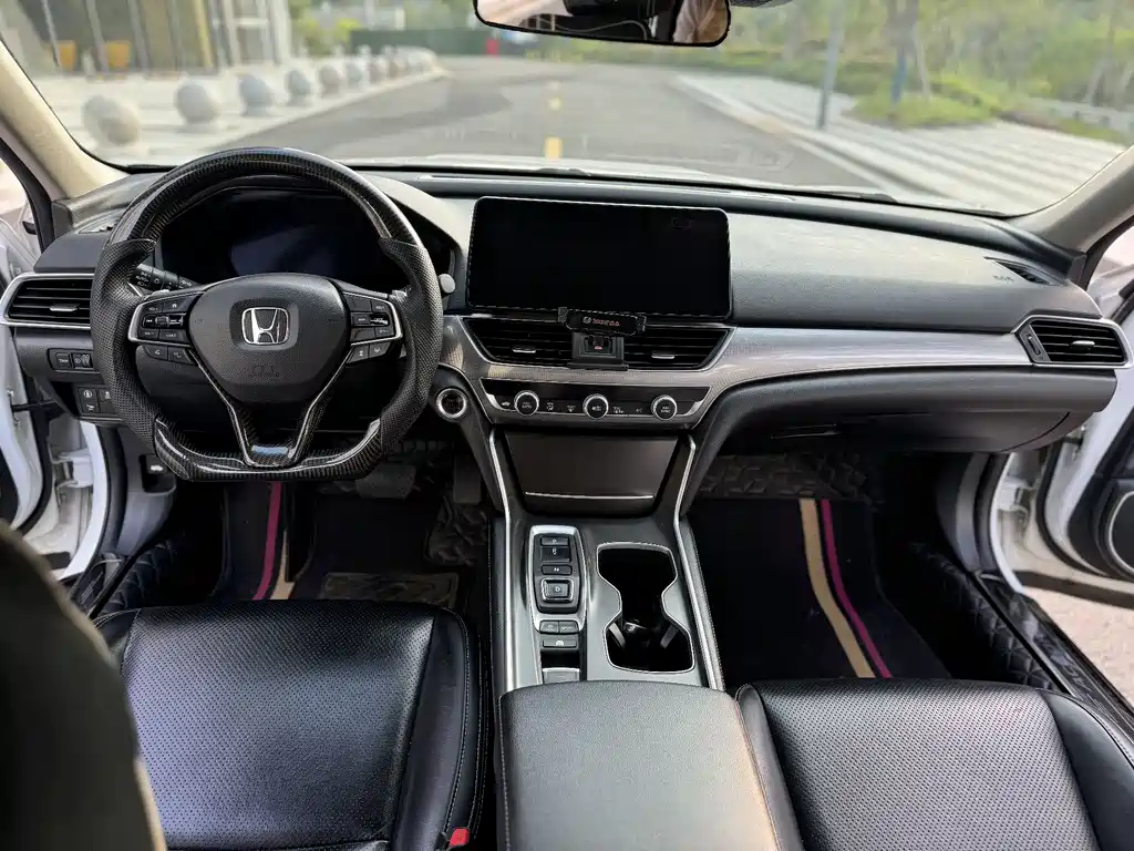 Honda Accord 2018 2.0L VI