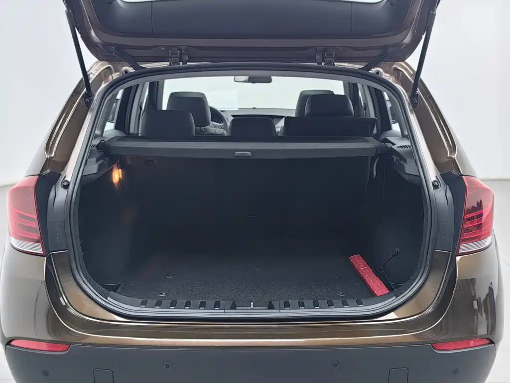 BMW X1 (Import) — миниатюра 16