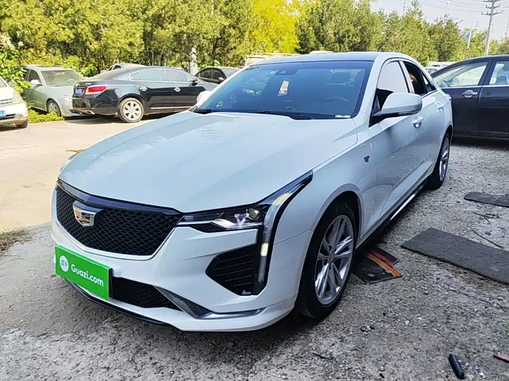 Cadillac CT4