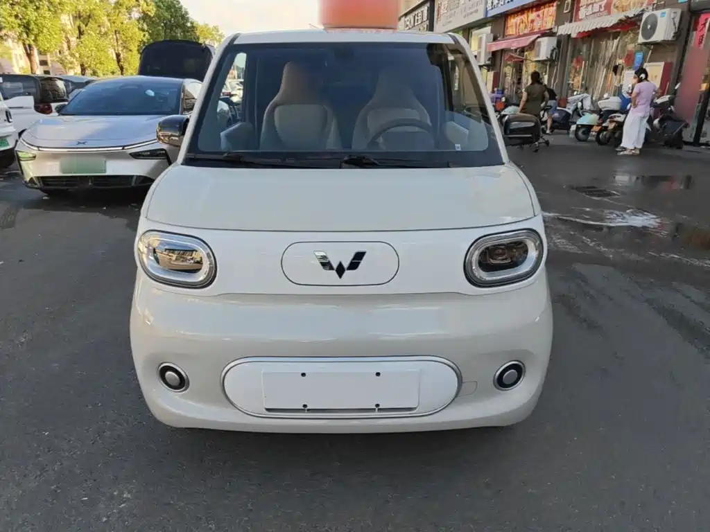 Wuling MINIEV — миниатюра 3