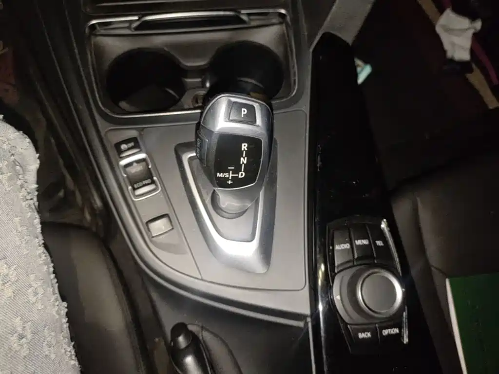 BMW 3 Series — миниатюра 14