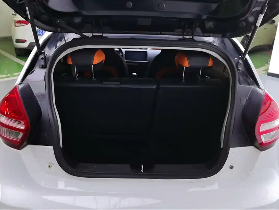 GEELY AUTOMOBILE VISION X1