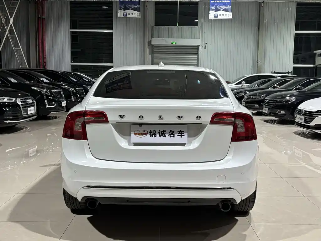 Volvo S60 — миниатюра 5