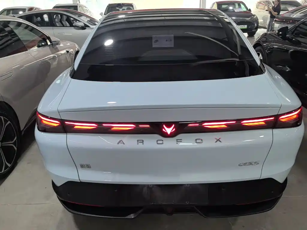 ARCFOX Alpha S5 — миниатюра 6