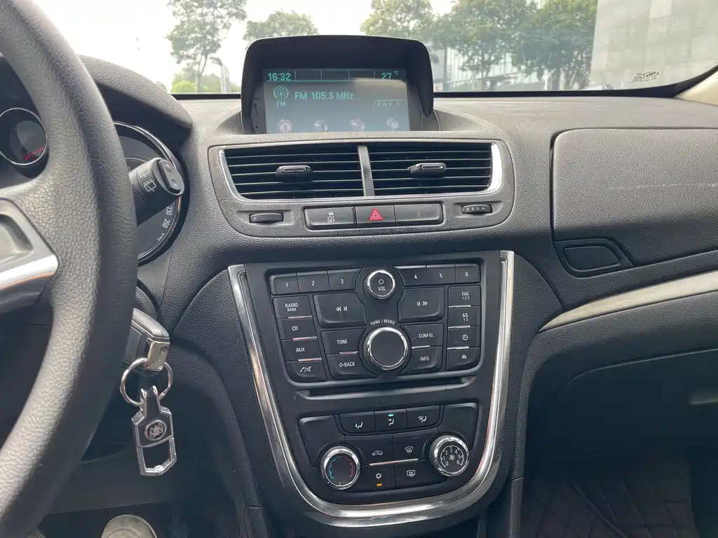 Buick Encore — миниатюра 10
