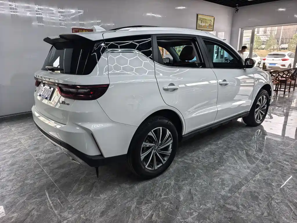 GEELY AUTOMOBILE VISION X6