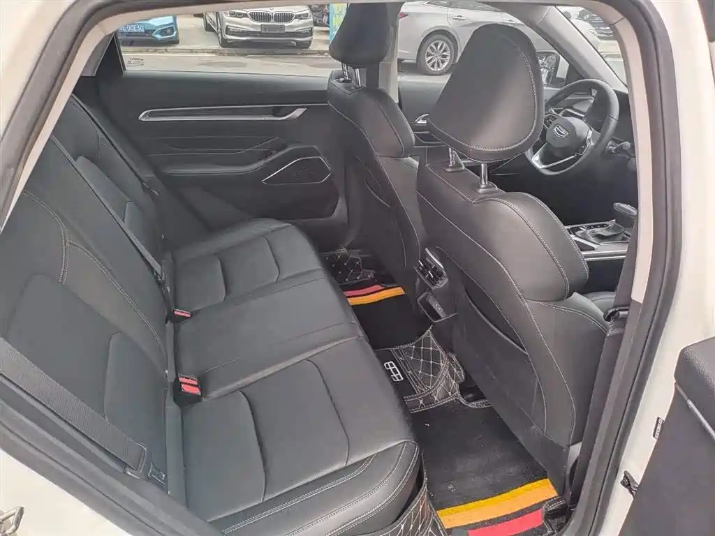 Geely Emgrand — миниатюра 7