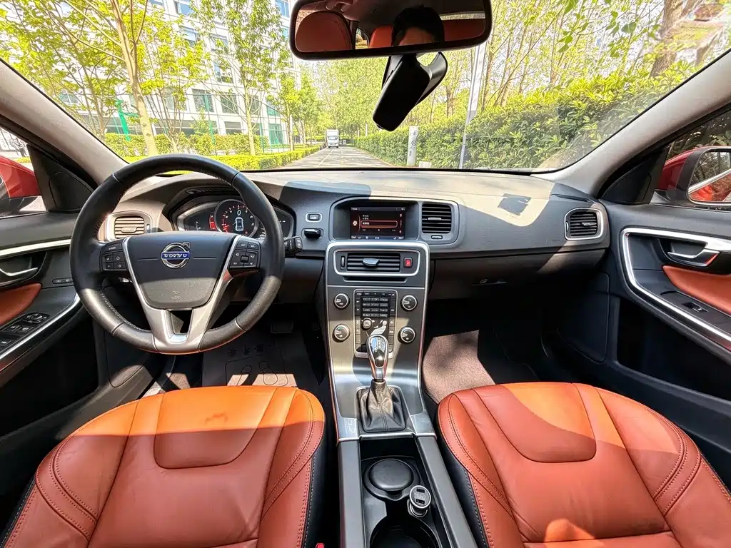 Volvo V60 — миниатюра 9