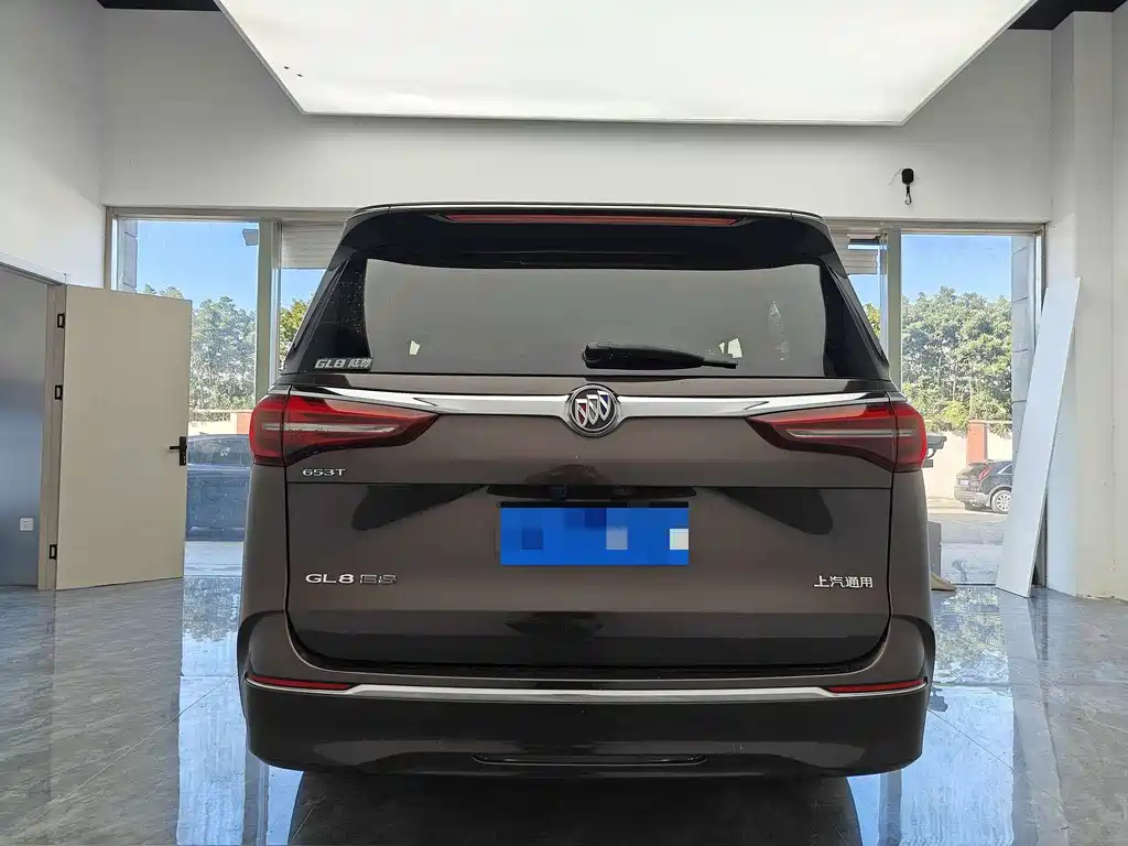 Buick GL8 — миниатюра 4
