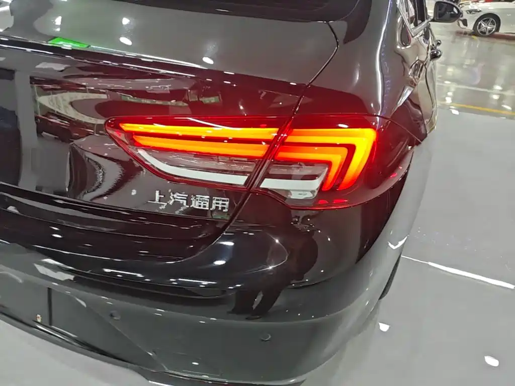 Buick Regal — миниатюра 8