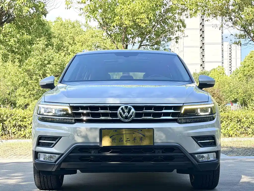 Volkswagen Tiguan L — миниатюра 2