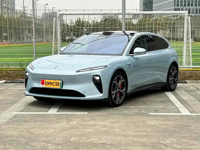 NIO ET5T