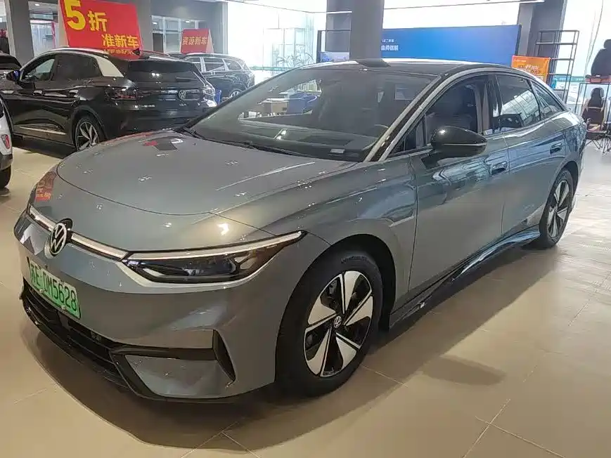 VOLKSWAGEN ID.7 VIZZION