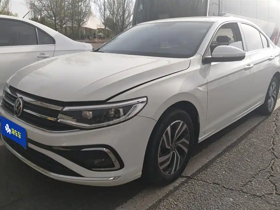 Volkswagen Bora 2023