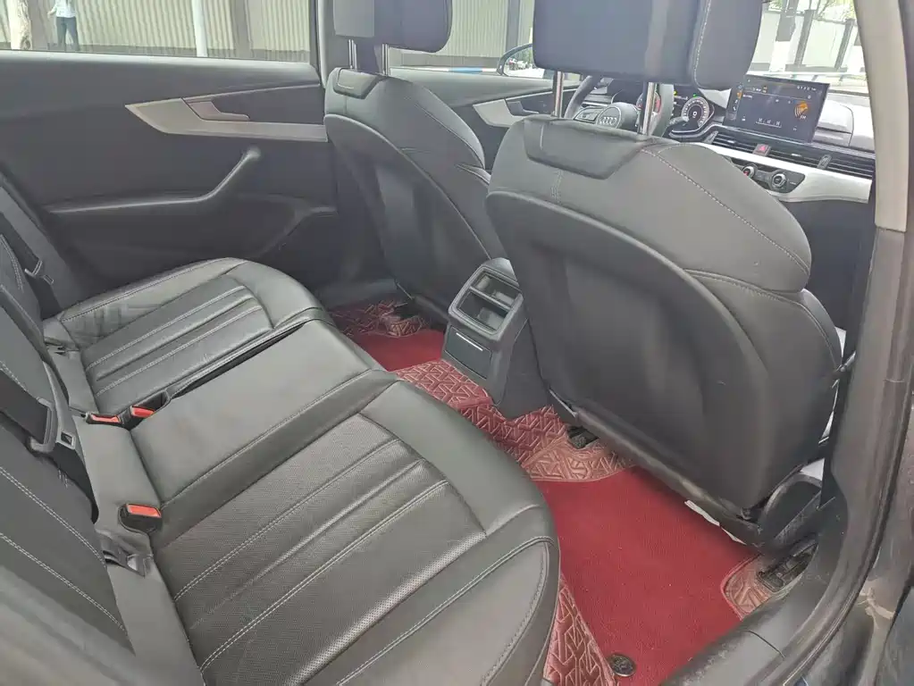 Audi A4L 2022 40 TFSI Fashion