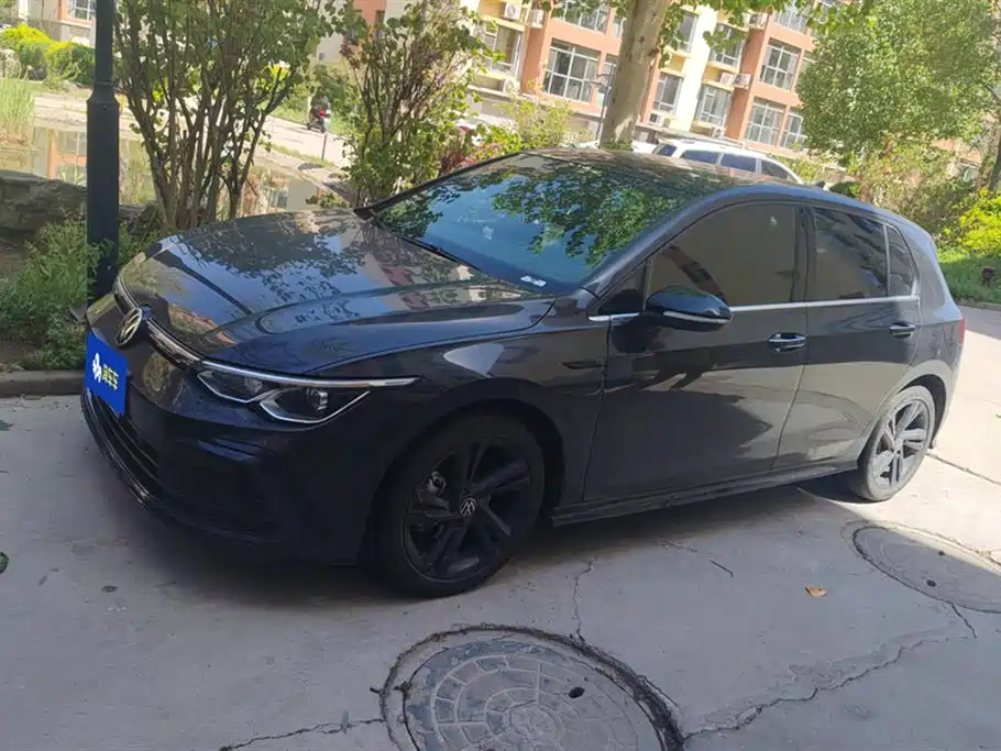Volkswagen Golf 2021