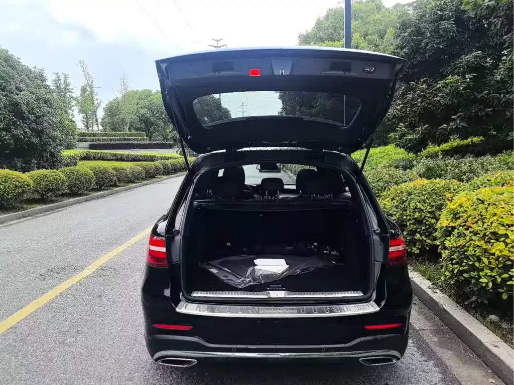 Mercedes-Benz GLC 2017 GLC 260 4MATIC Luxury