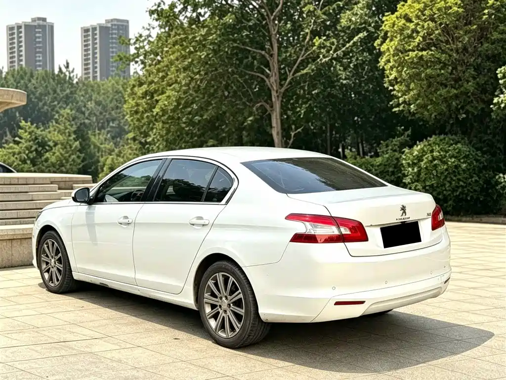 Peugeot 408 2014 1.8L AT Luxury